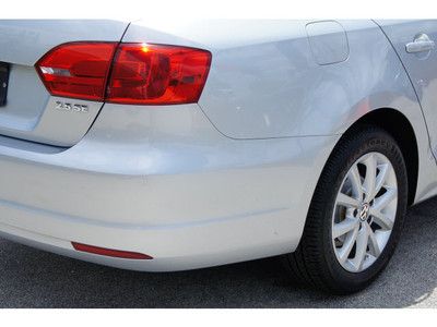 60000 MILE WARRANTY FRESHLY SERVICED NO RESERVE, image 13