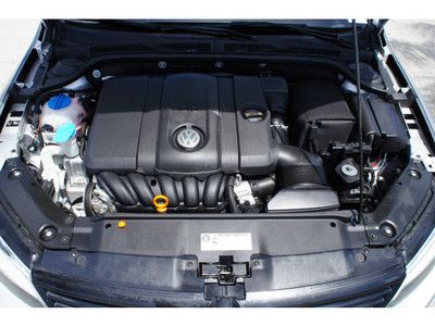 60000 MILE WARRANTY FRESHLY SERVICED NO RESERVE, image 21