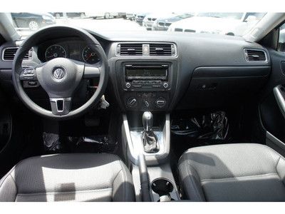 60000 MILE WARRANTY FRESHLY SERVICED NO RESERVE, image 34