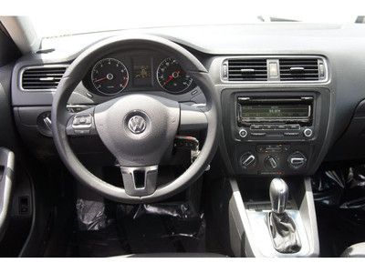 60000 MILE WARRANTY FRESHLY SERVICED NO RESERVE, image 35