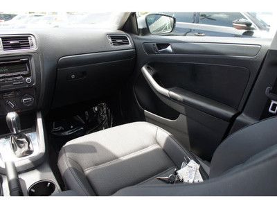 60000 MILE WARRANTY FRESHLY SERVICED NO RESERVE, image 36