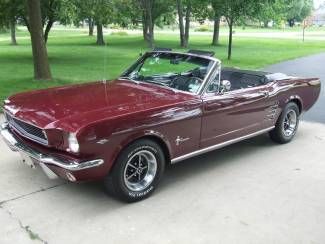 Beautiful 1966 mustang convertible 289 4-speed!