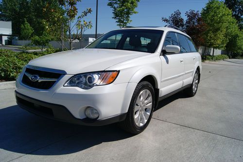 2008 subaru outback 2.5i limited. satin white pearl. serviced. 503-929-3168, eli