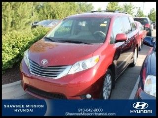 2011 toyota sienna 5door 7 pass van v6 xle awd fog lights