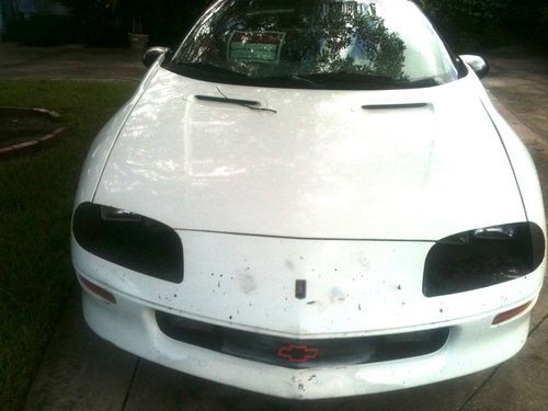 1994 chevrolet camaro base coupe 2-door 3.4l