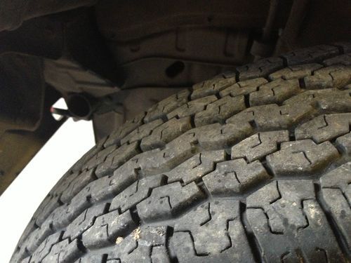 1991 Chevrolet Geo Tracker Auto Air 4x4 soft top, image 2