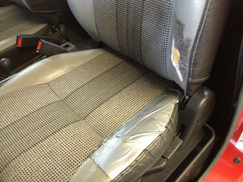 1991 Chevrolet Geo Tracker Auto Air 4x4 soft top, image 8