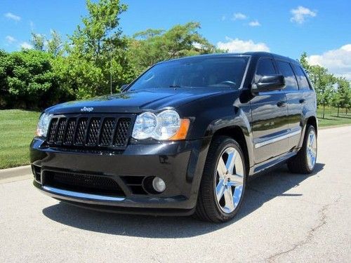 Srt8 6.1l hemi awd nav back up mygighdd 20"polished wheels!