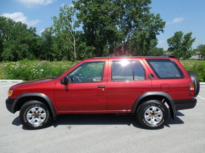 No reserve auction, xtra clean, sun roof, 4x4, low miles, clean carfax, bid now