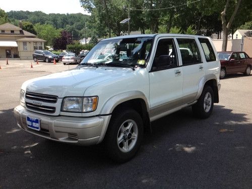 2001 isuzu trooper s