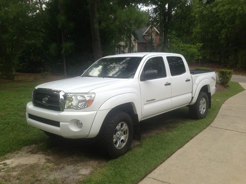 2008 toyota tacoma pre runner crew cab pickup 4-door 4.0l