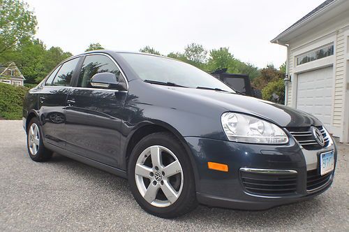 2008 vw jetta se ** 76 k miles ** excellent condition!