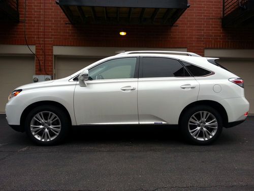 2010 lexus rx450h - loaded with many rare options!  great condition!