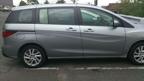 2012 mazda5   low miles and rare 6 speed manual