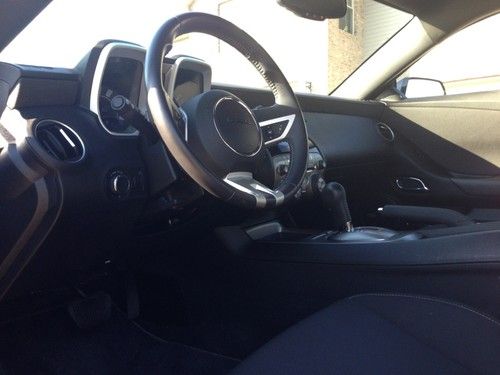 Black Beauty-Low Mileage-Garage Kept, US $17,000.00, image 2