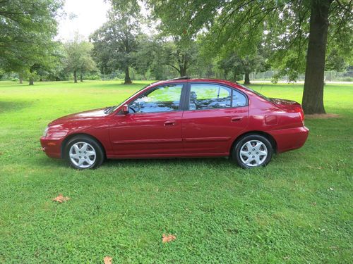 2006 hyundai elantra gls good condition sunroof runs great no reserve gas saver