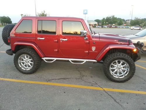 2012 jeep wrangler unlimited sahara sport utility 4-door 3.6l