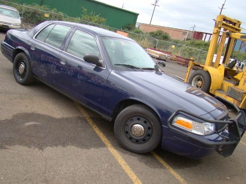 2008 ford crown victoria police interceptor - non operational - needs repairs!