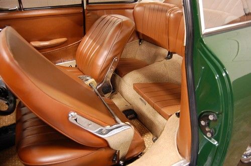 Irish Green with fawn interior sunroof, image 6
