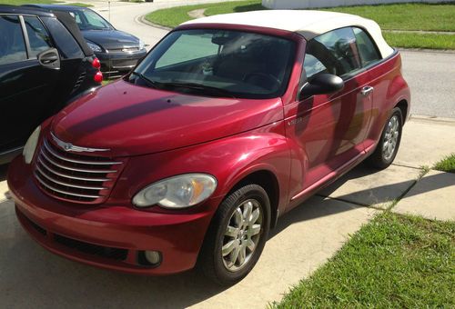 2006 Chrysler PT Cruiser Touring Convertible 2-Door 2.4L, image 2