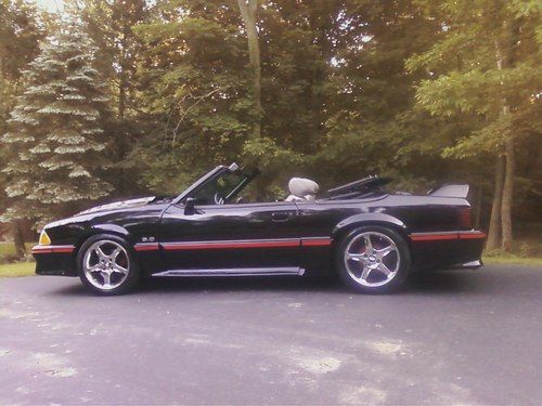 1988 ford mustang gt convertible 2-door 5.0l