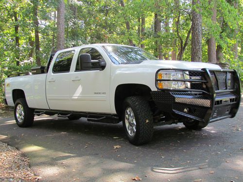 3500HD, 4WD, LTZ, 11k miles, accident free, duramax diesal, many extras,, US $52,900.00, image 3
