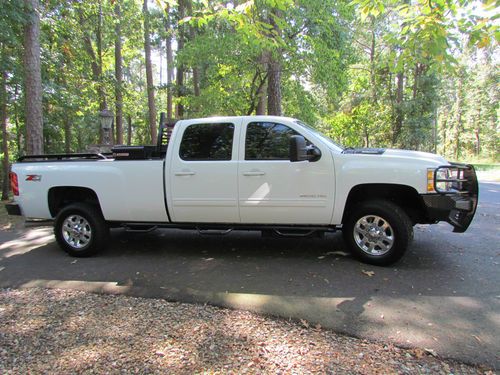 3500HD, 4WD, LTZ, 11k miles, accident free, duramax diesal, many extras,, US $52,900.00, image 4
