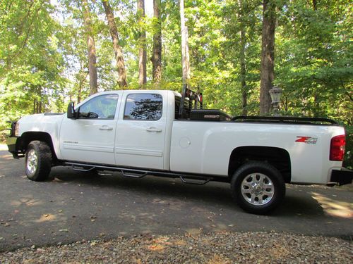3500HD, 4WD, LTZ, 11k miles, accident free, duramax diesal, many extras,, US $52,900.00, image 9