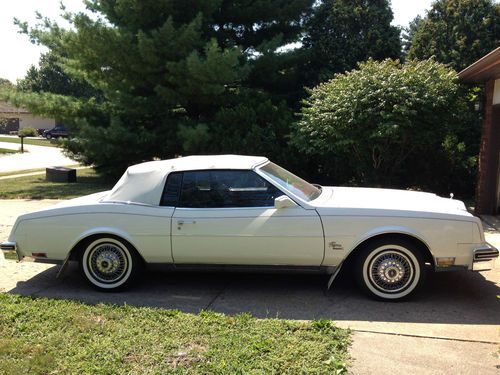 1985 Buick Riviera Convertible, image 3