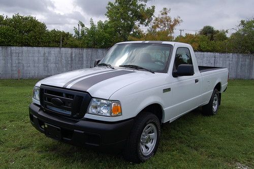 2007 ford ranger 3.0l v6 pickup truck two stripe decal package very nice cond.