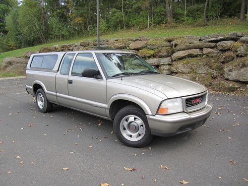 1999 gmc sonoma, 5 speed, extended cab, 4cyl, 2.2l