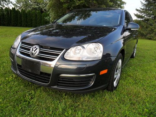 2009 vw jetta sedan 5-spped