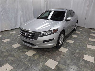 2010 honda crosstour awd 26k warranty leather mroof loaded 4wd