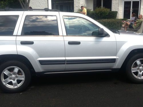 2005 jeep grand cherokee laredo sport utility 4-door 3.7l