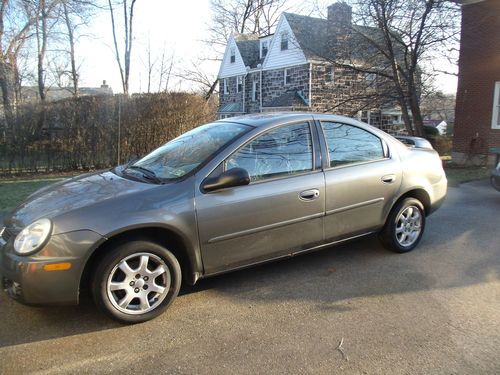 2005 dodge neon sxt runs great no reserve!