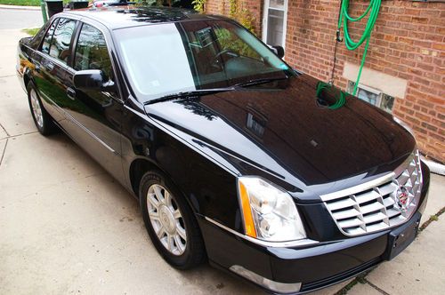 2011 cadillac dts base sedan 4-door 4.6l