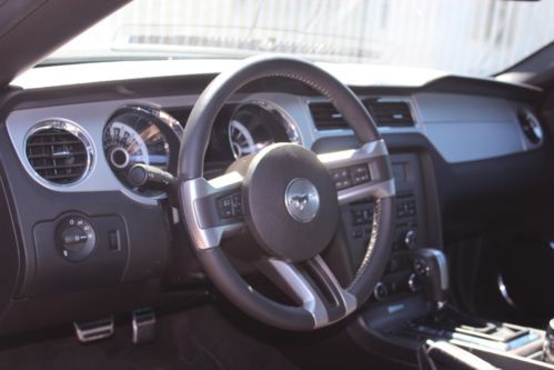 2013 Ford Mustang Coupe 3.7l V-6 Automatic, image 11