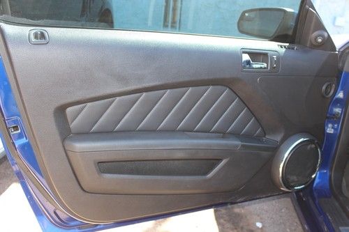 2013 Ford Mustang Coupe 3.7l V-6 Automatic, image 12