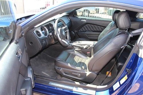 2013 Ford Mustang Coupe 3.7l V-6 Automatic, image 13