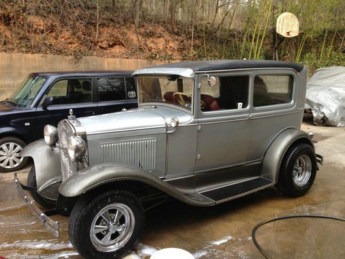 Old school vintage build 1930 model 2 door sedan street rod