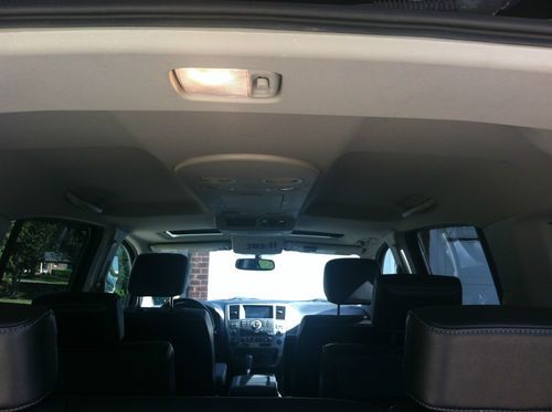 Platinum 5.6L 317 hp horsepower 4 Doors 4-wheel ABS brakes Cruise control, image 3