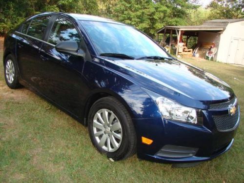 2011 chevrolet cruze ls sedan 4-door 1.8l