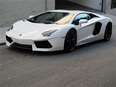 2012 lp700-4 bianco isis with black interior