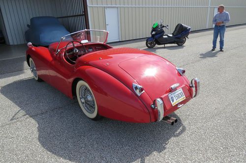 1954 Jaguar XK120 Roadster, image 8