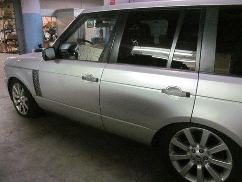 2006 top of the line land rover range rover supercharged