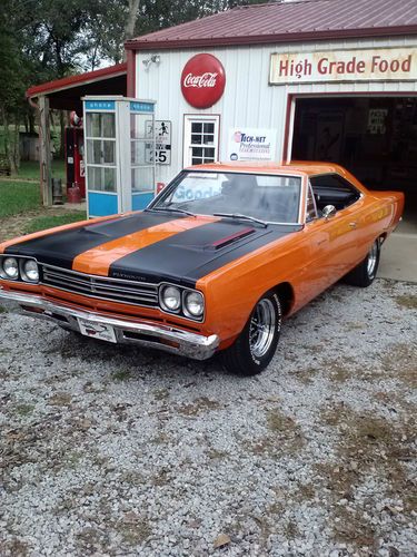 1969 plymouth roadrunner 440 tremec 5 speed hardtop