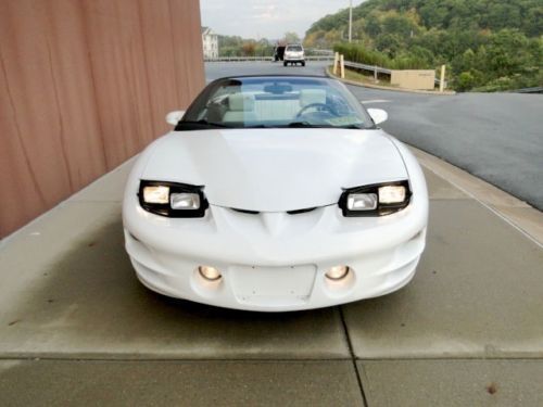 1999 firebirt tras am white 1 owner mant. record80k conv.warranty