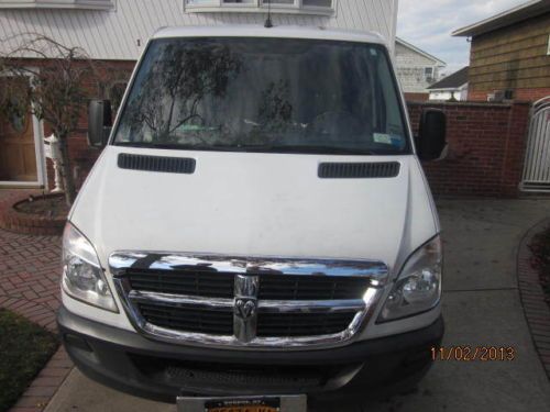 2007 dodge sprinter 2500, white