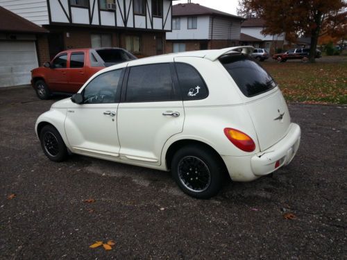 2005 chrysler pt cruiser classic wagon 4-door 2.4l