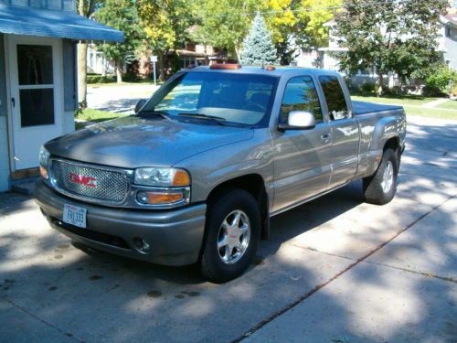 2002 gmc sierra denali awd